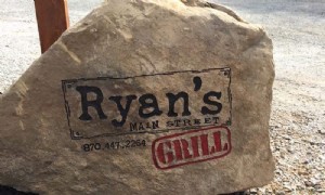 Grill de la rue principale de Ryan 