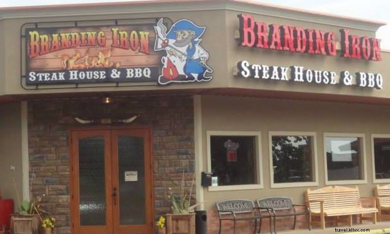 Marca Iron Steak House y barbacoa 