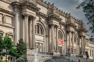 Pameran Langsung dan Online Baru di Museum Negara Bagian New York 