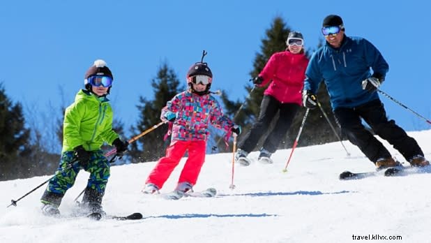 Principais destinos de esqui em Nova York para todos os tipos de viajantes 