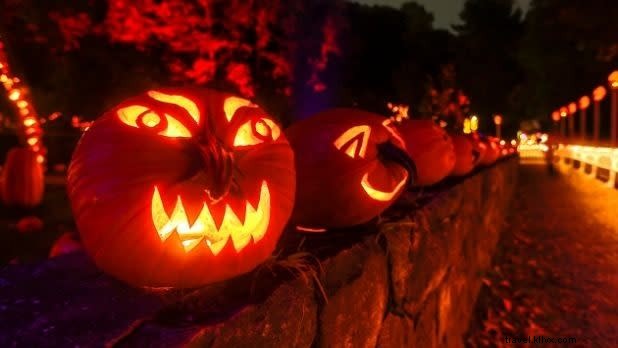 9 Cara Negara Bagian New York Akan Membuat Anda dalam Semangat Halloween 
