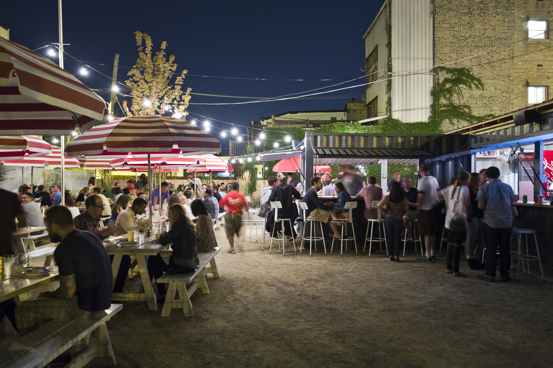 Refeições ao ar livre:restaurantes de Chicago com ótimos pátios 