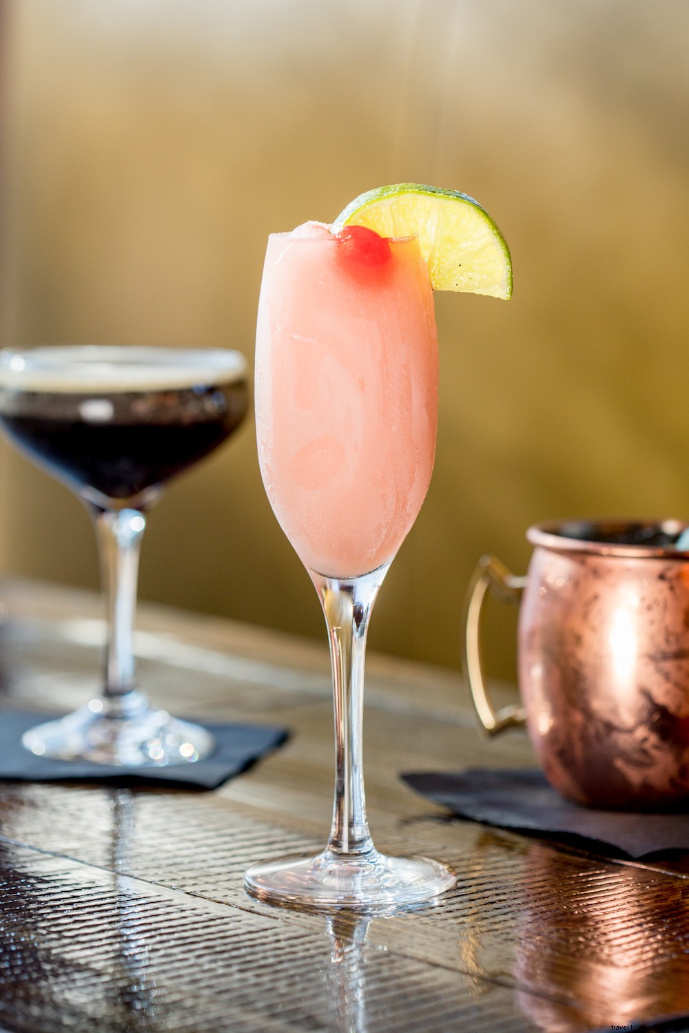 13 lugares legais para beber Frosé em Charleston 