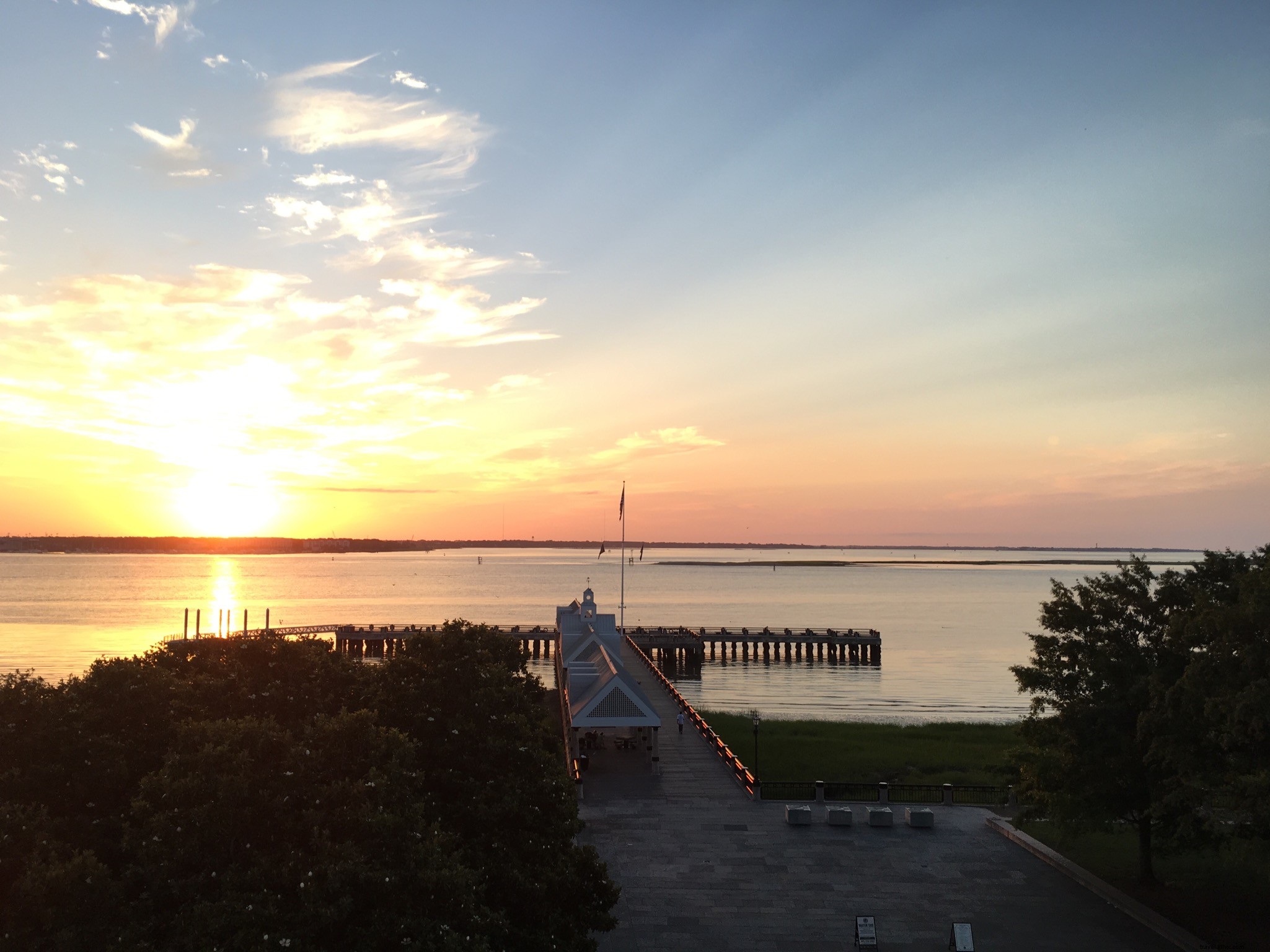 Os 17 melhores hotéis em Charleston para ver um nascer do sol ou pôr do sol deslumbrante 