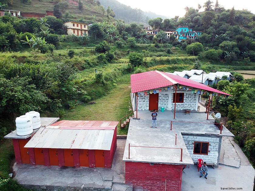 Village Kholsir:Tempat Sempurna Untuk Berkemah Di Binsar