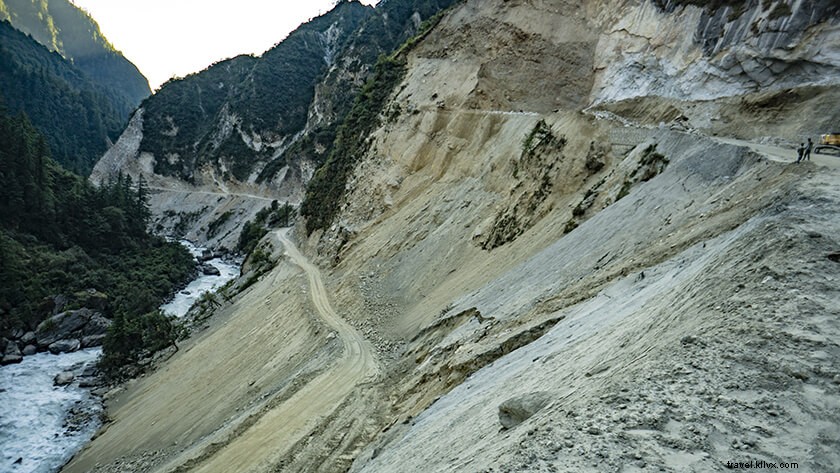 カイラッシュマンサロバーロードのリプレク峠