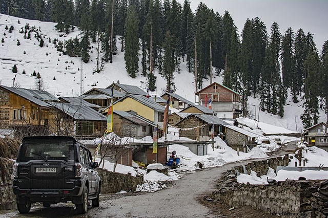 Villaggio di Sethan, Nella valle di Hamta, Himachal Pradesh