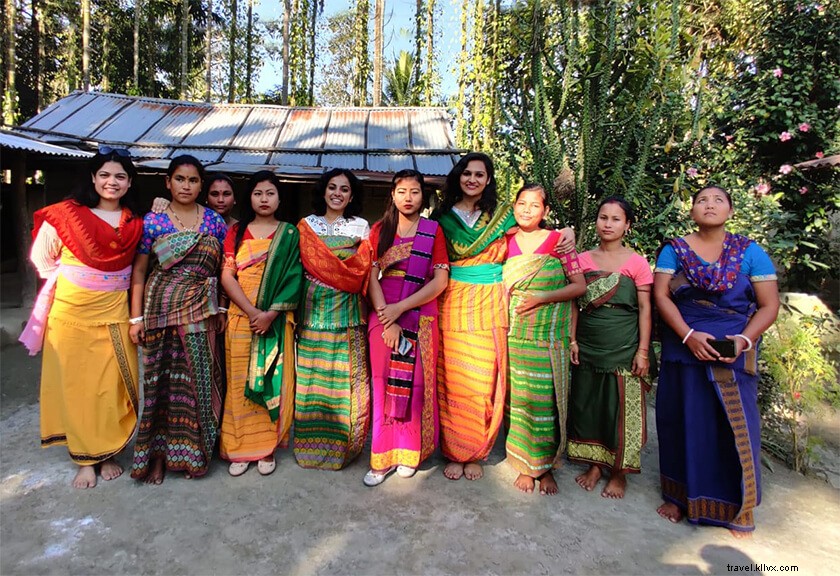 50 photos de Bodoland :dont le festival de Dwijing, Parc national de Manas Photos