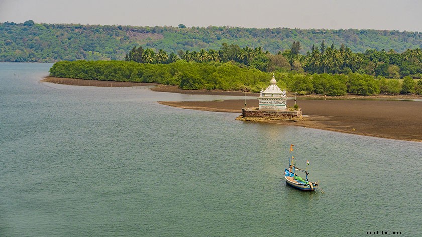 Viagem costeira de Maharashtra:Itinerário de Mumbai para Goa Via Konkan