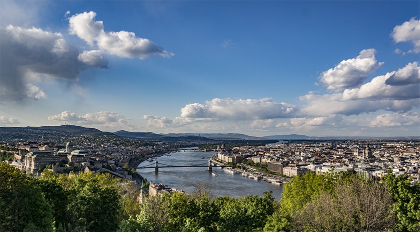 13ブダペストの写真と写真–仮想訪問を完了するための画像
