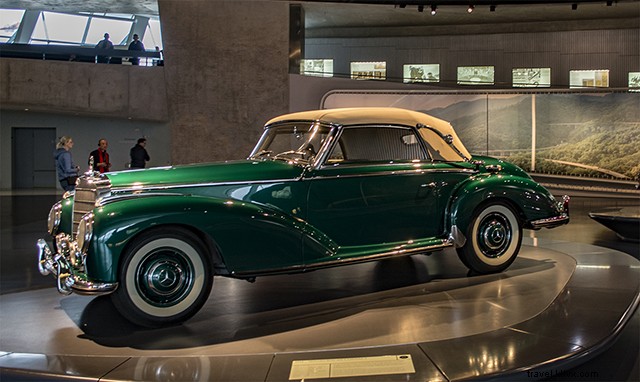 Musée Mercedes Benz à Stuttgart