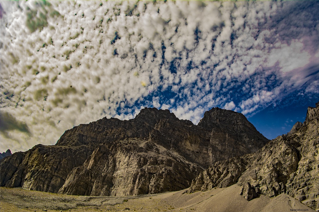 Perjalanan Foto Melalui Lembah Spiti:Di ​​antara Pemandangan Terindah di Dunia