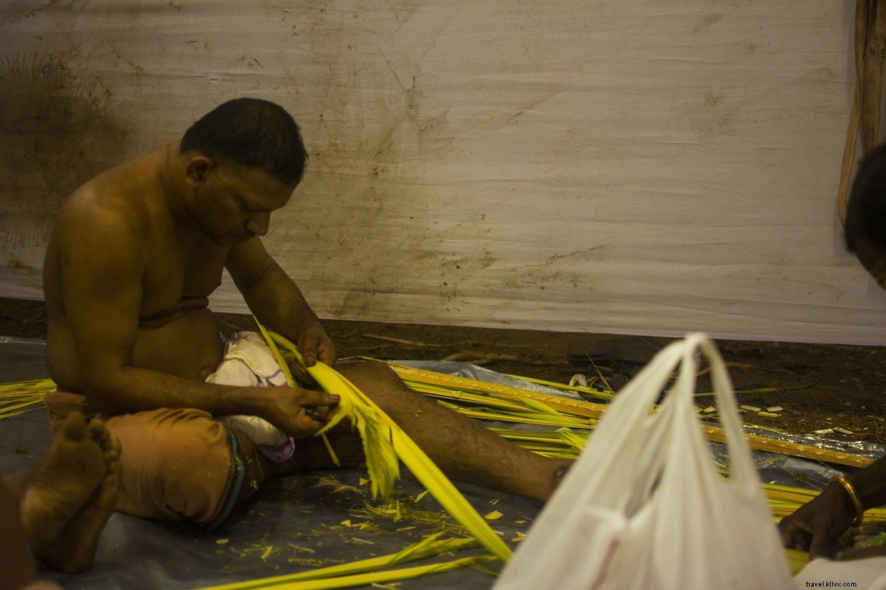 Theyyam:Lebih Dari Tampilan Enactments yang Mewah
