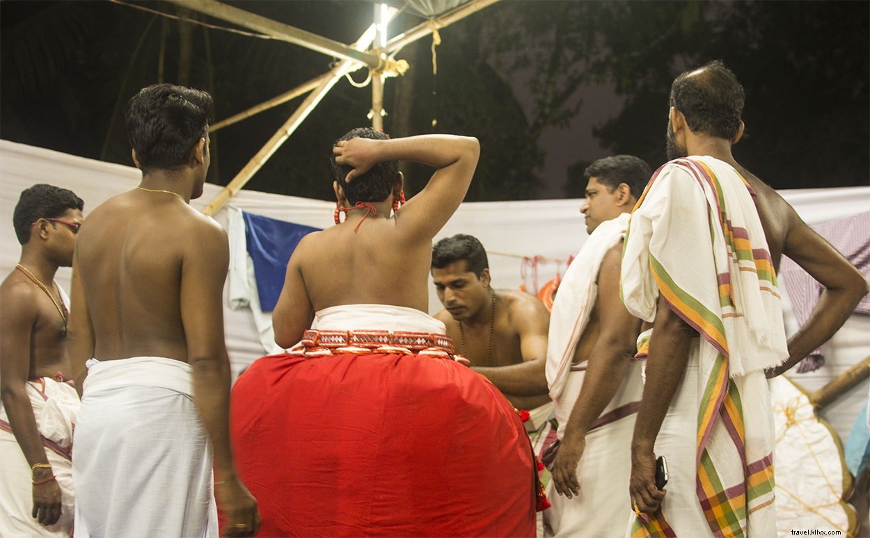Theyyam:más que una elegante exhibición de promesas