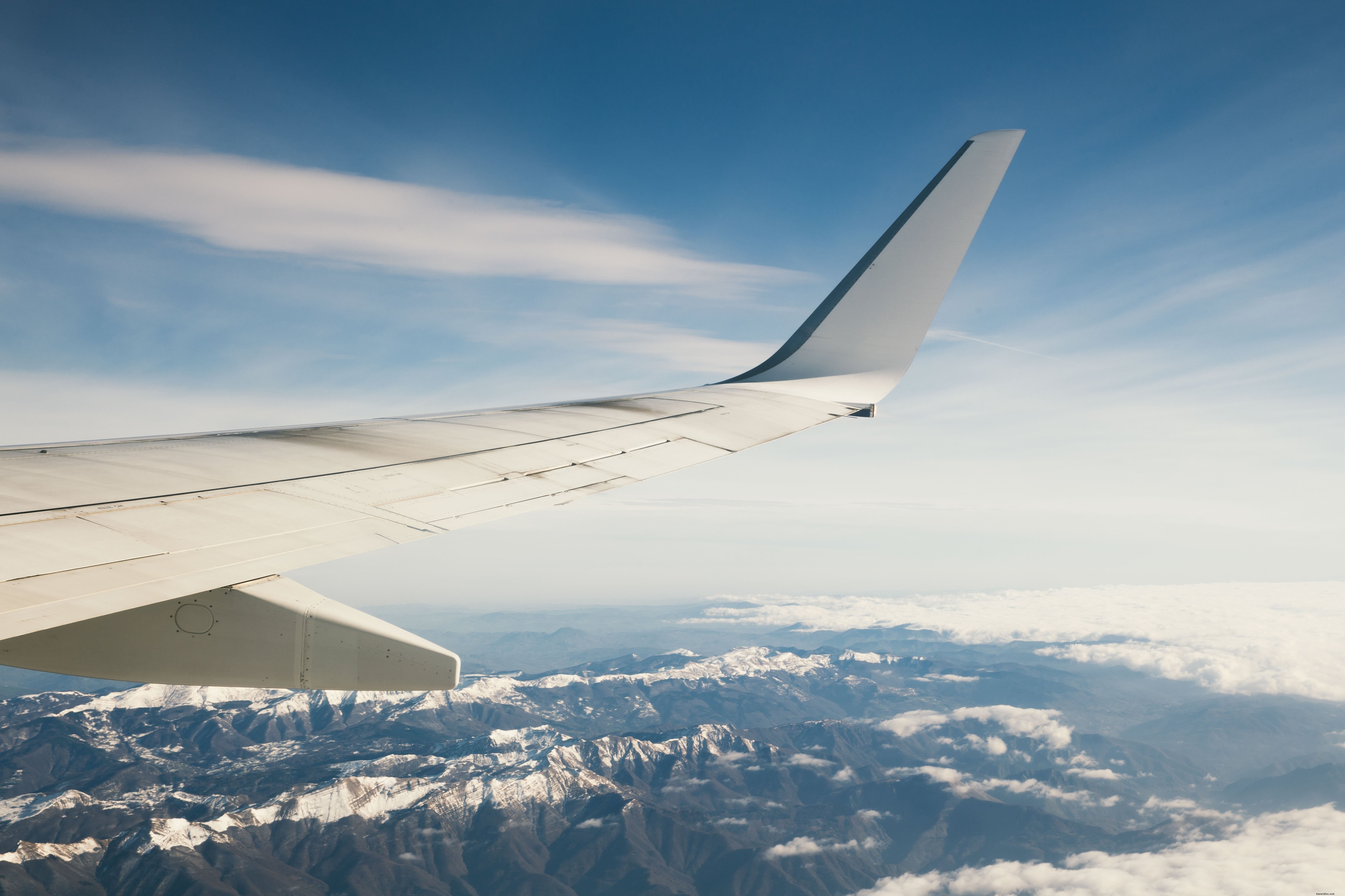 En vuelo sobre las montañas Foto