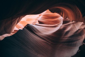 Lumière et courbes à l intérieur du canyon Photo