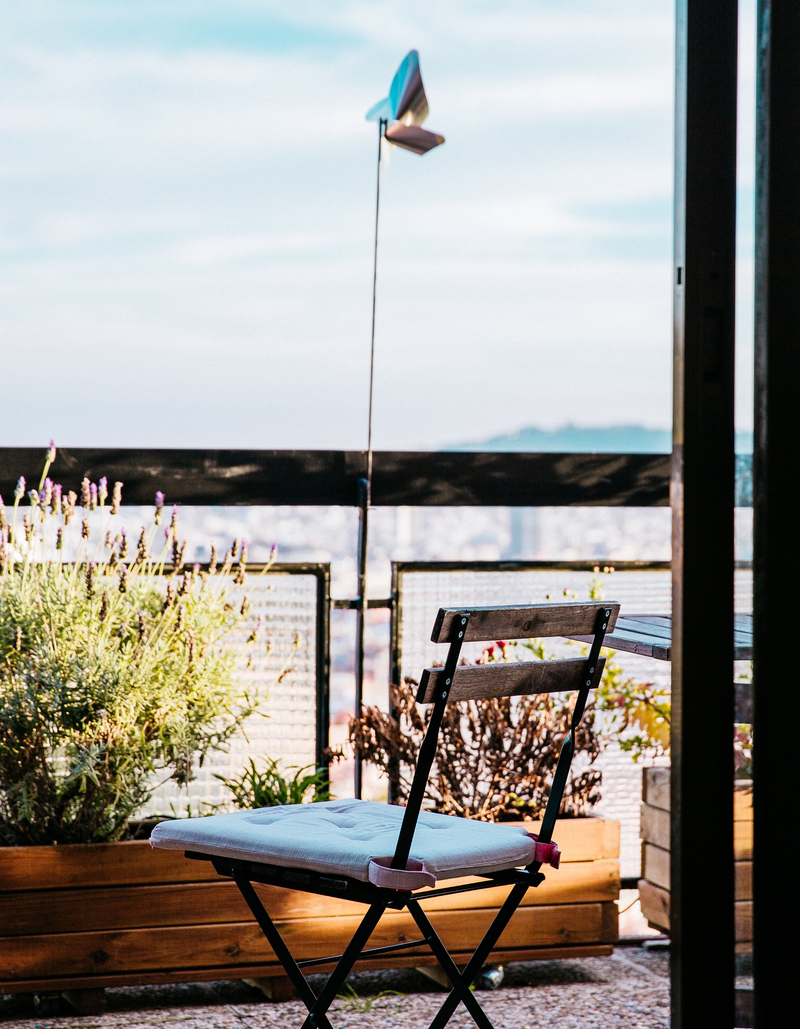 Foto Kursi Teras Di Balkon