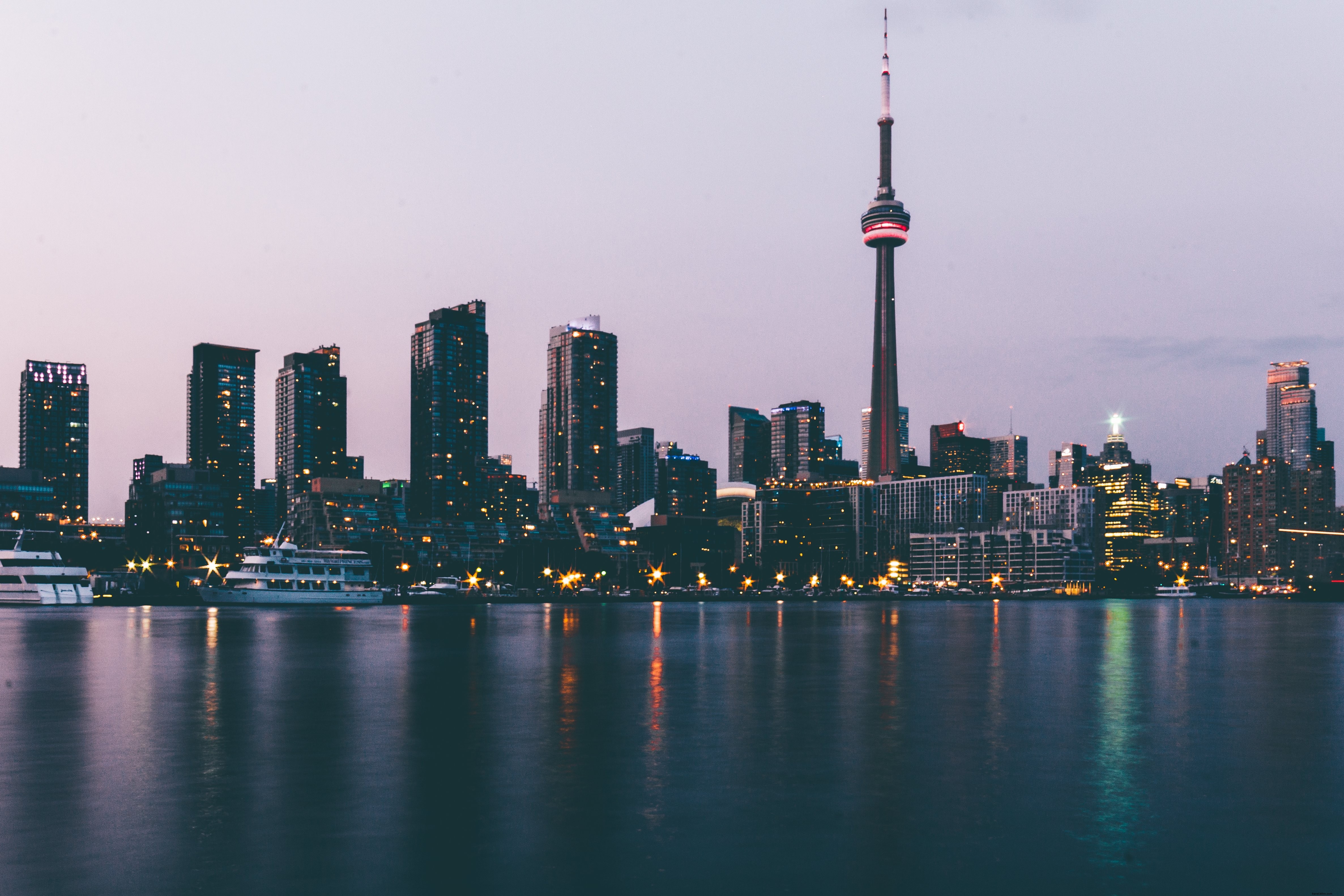 Foto del lungomare della città di Toronto