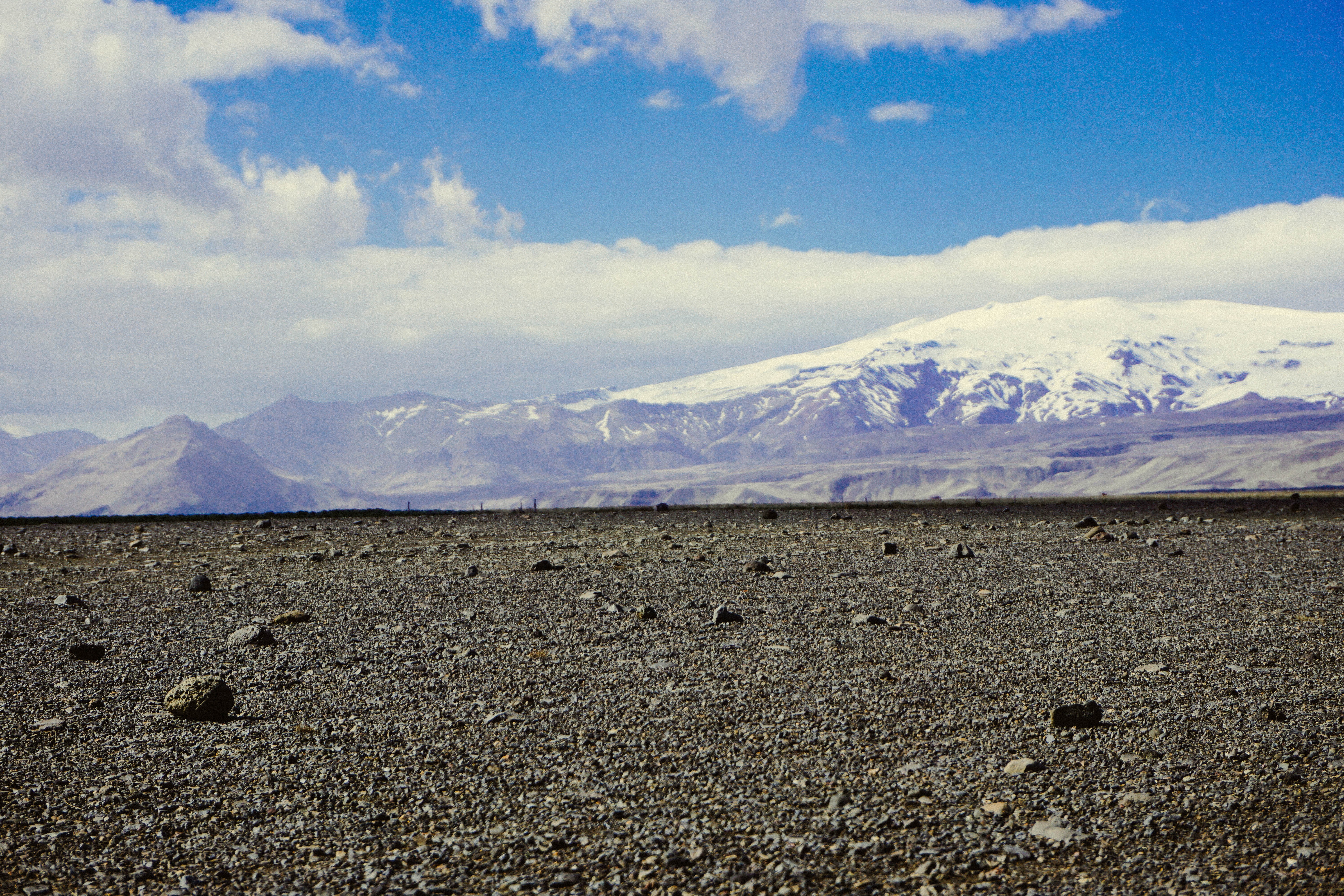 Foto da montanha na Islândia