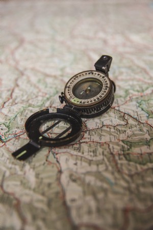 Buka Kompas Di Foto Peta Dunia
