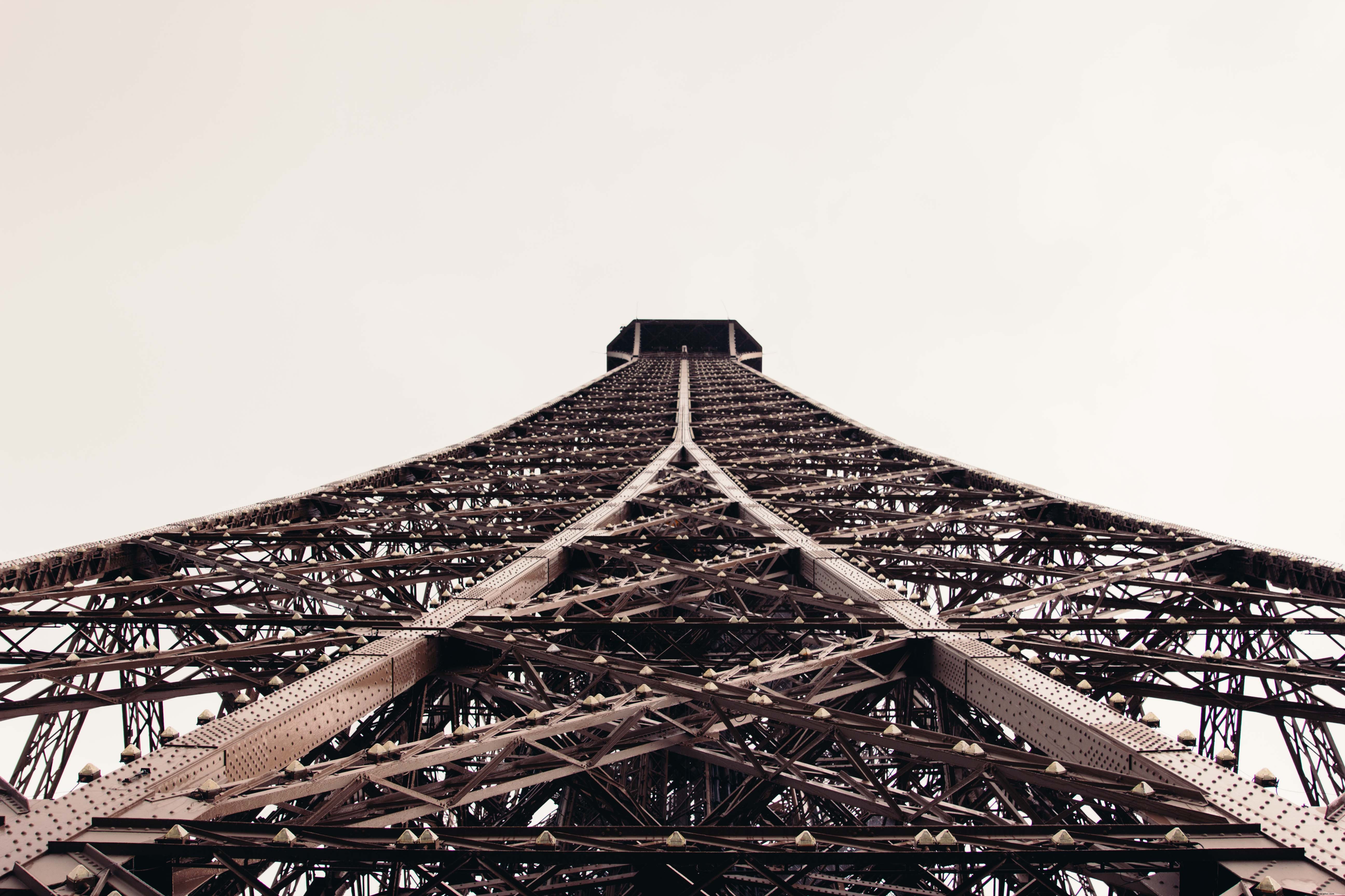 Foto de la base de la Torre Eiffel