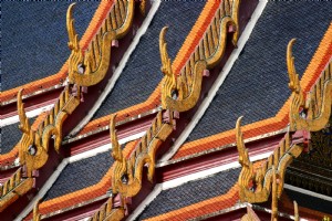 タイの寺院の屋上写真