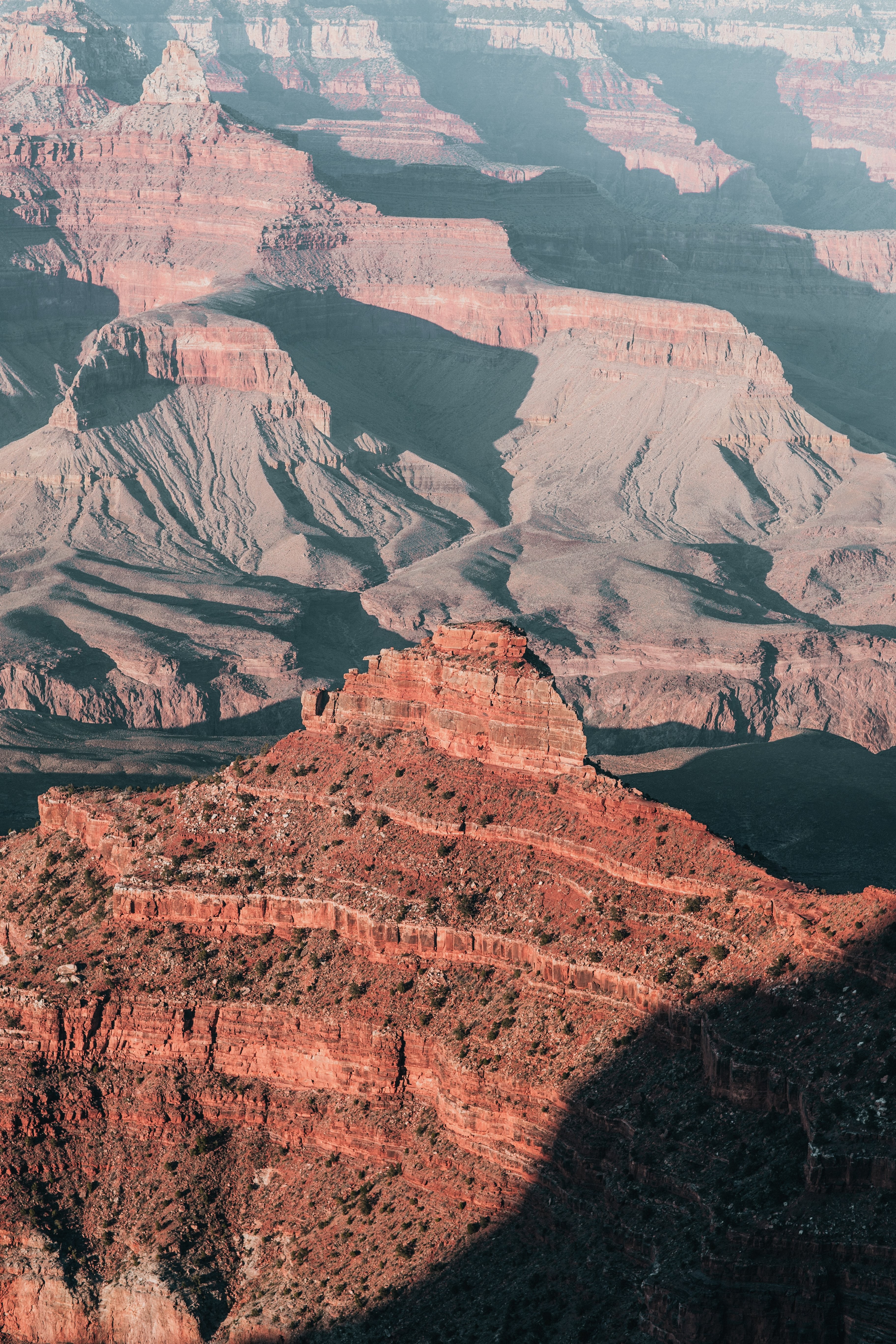 Foto de picos y valles del Gran Cañón