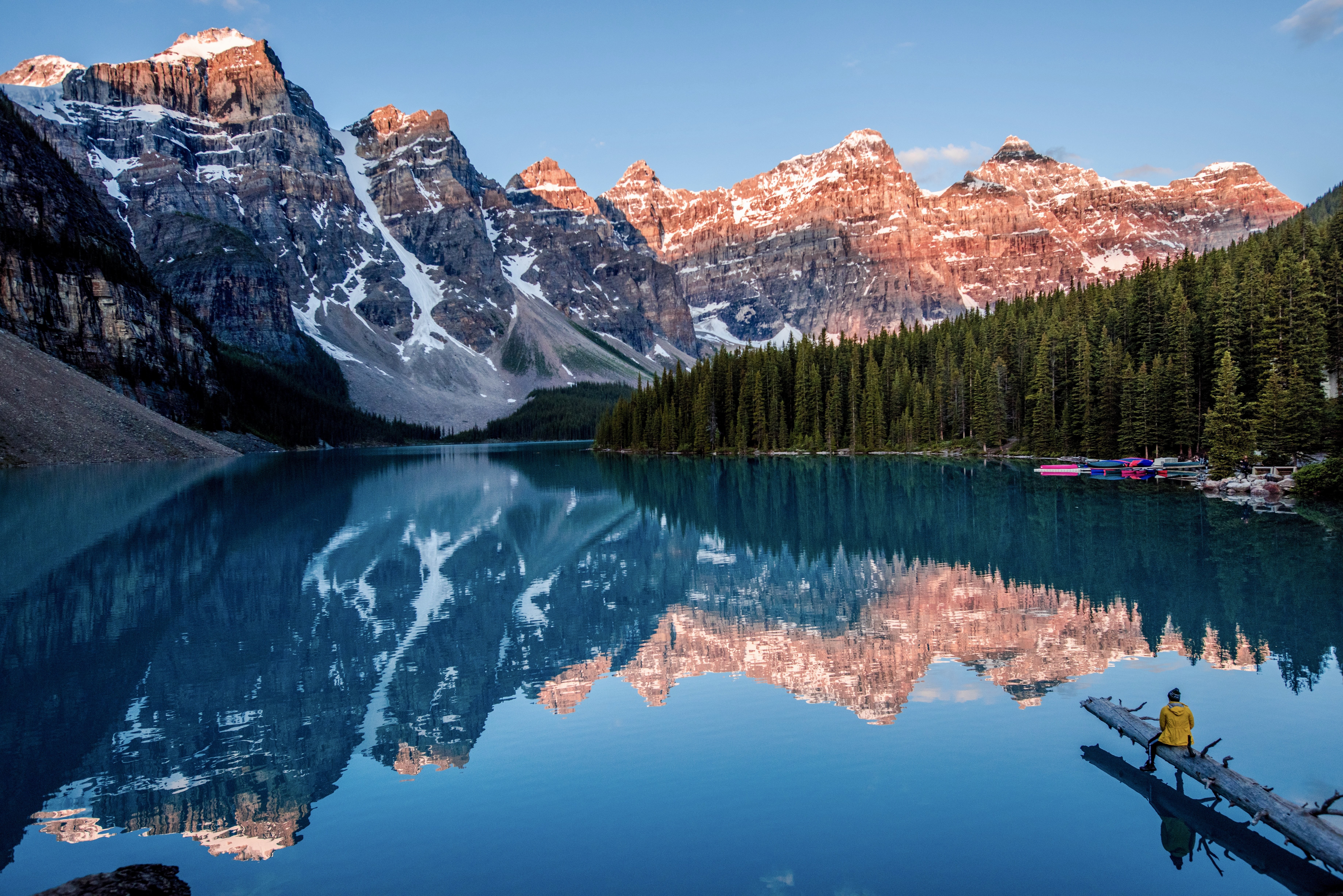 Momento di pace a Lake Louise foto