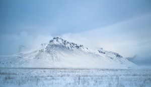Nuvoloso inverno Islanda foto