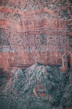 Foto de rochas em camadas do Gran Canyon