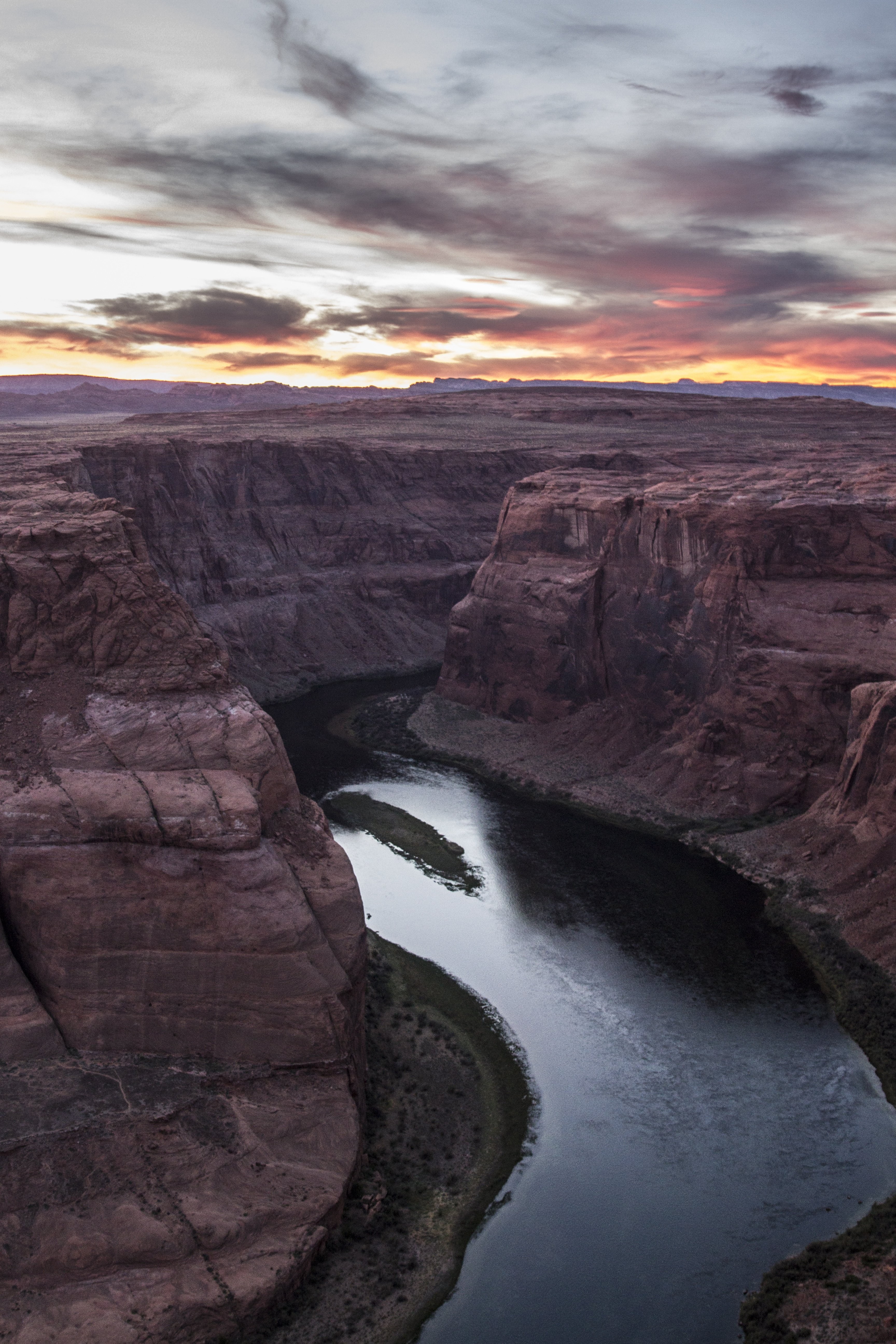 Foto do Parque Nacional do Grand Canyon ao pôr do sol