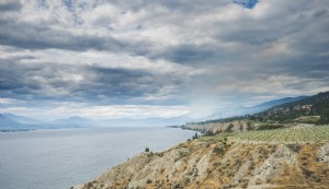 Un regard sur une photo du lac brumeux