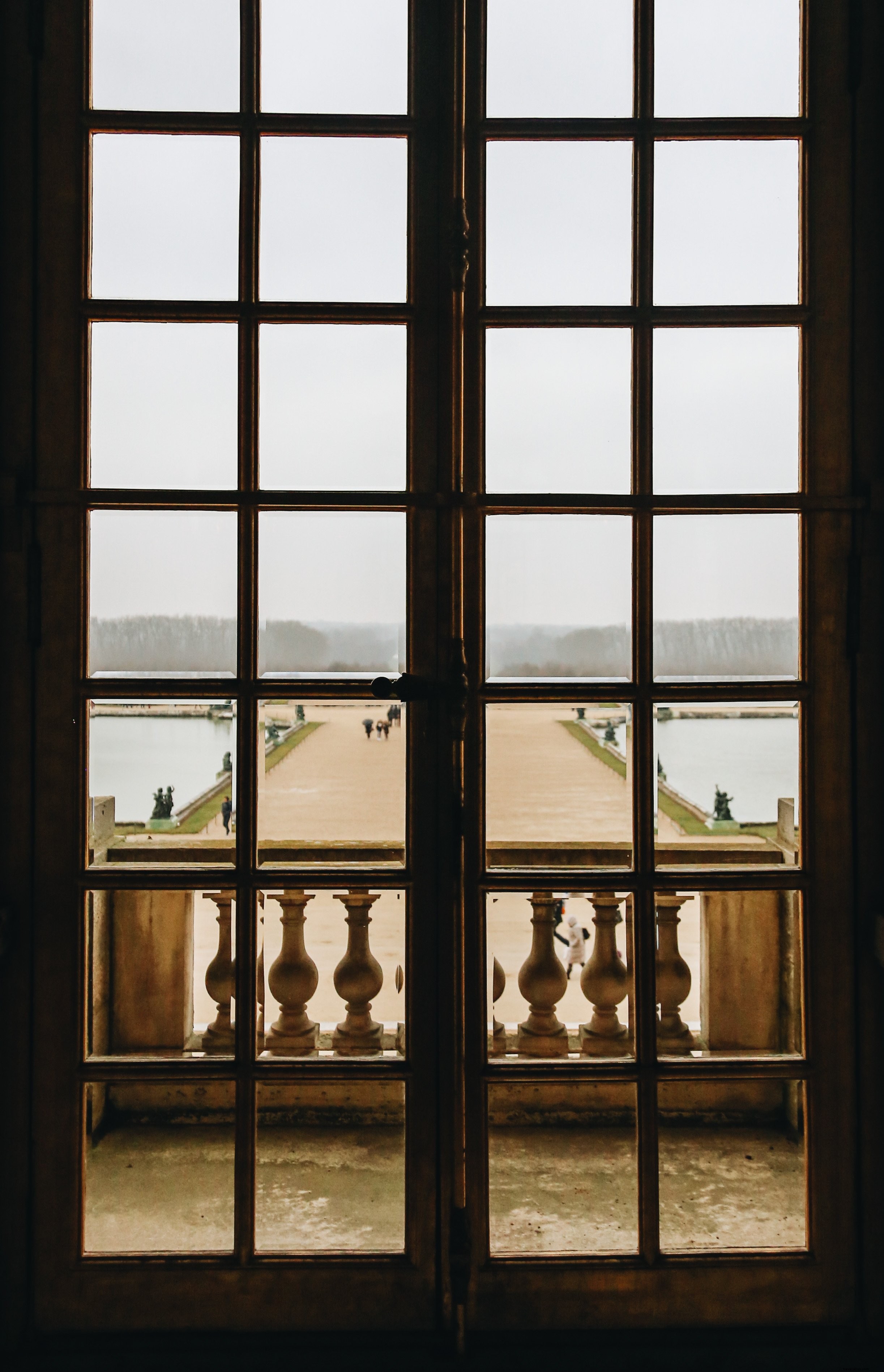 Foto de puertas francesas a un patio