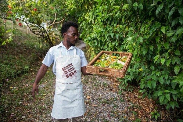 The Ultimate Jamaican Food Tour com o lendário local Chris Blackwell 