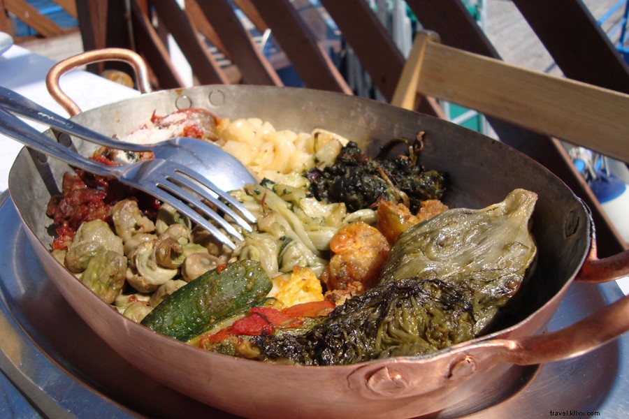Makan Siang Terbaik yang Pernah Ada:Lo Scoglio, Pantai Amalfi 