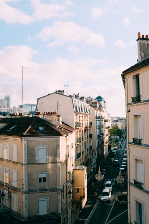 Foto di strada trafficata di Parigi 