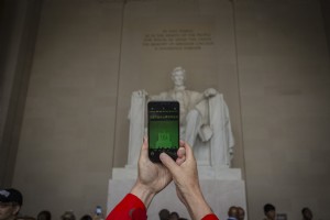 Mengambil Bidikan Foto Lincoln Memorial 