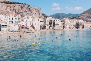 イタリアで訪問する13の最高の場所 