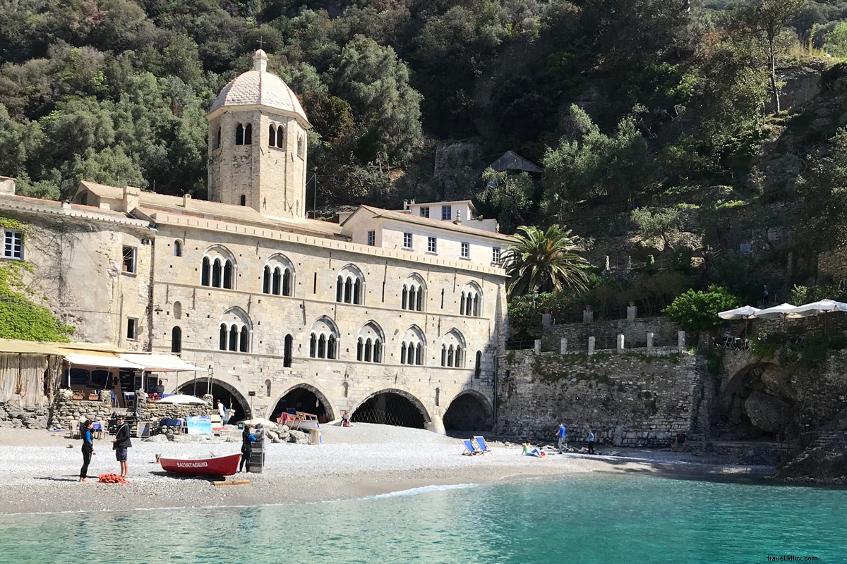 Na Riviera Italiana, Encontrando La Dolce Vita por um centavo 