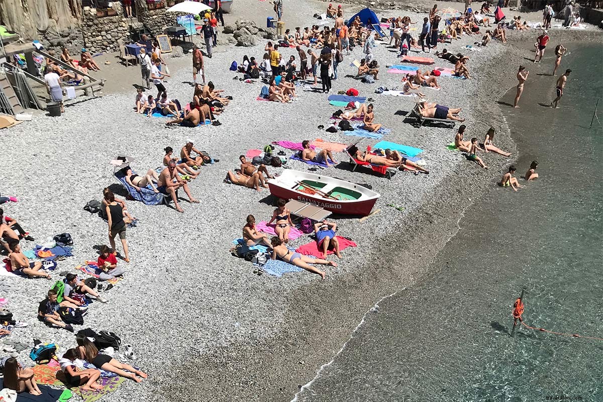 Na Riviera Italiana, Encontrando La Dolce Vita por um centavo 