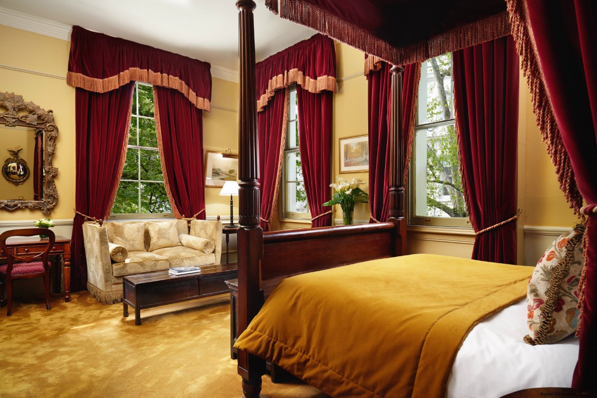 Os entusiastas da história e viciados em antiguidades vão adorar este hotel de Londres 