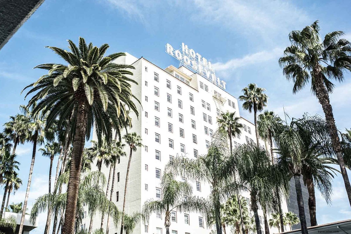 象徴的な黄金時代のホテルが新しいハリウッド風の外観を手に入れる 