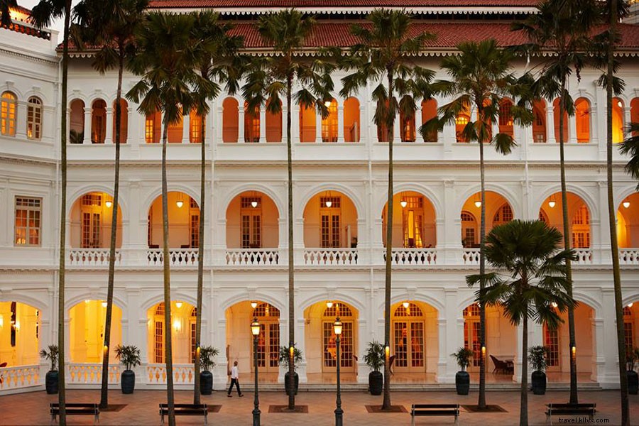 15 hoteles ostentosos con historia literaria 