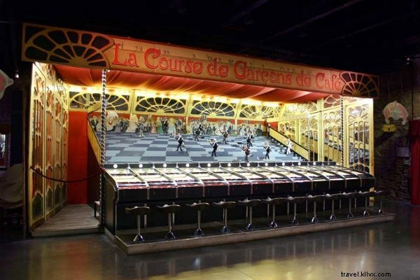 El museo de la casa de la diversión de antaño más grande del mundo está en París 