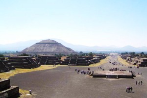 Mexico City:Berjalan Seperti Azteca 