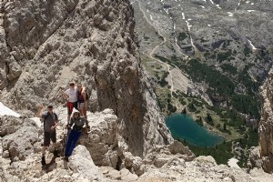 Escalando y bebiendo nuestro camino a través de los Dolomitas 