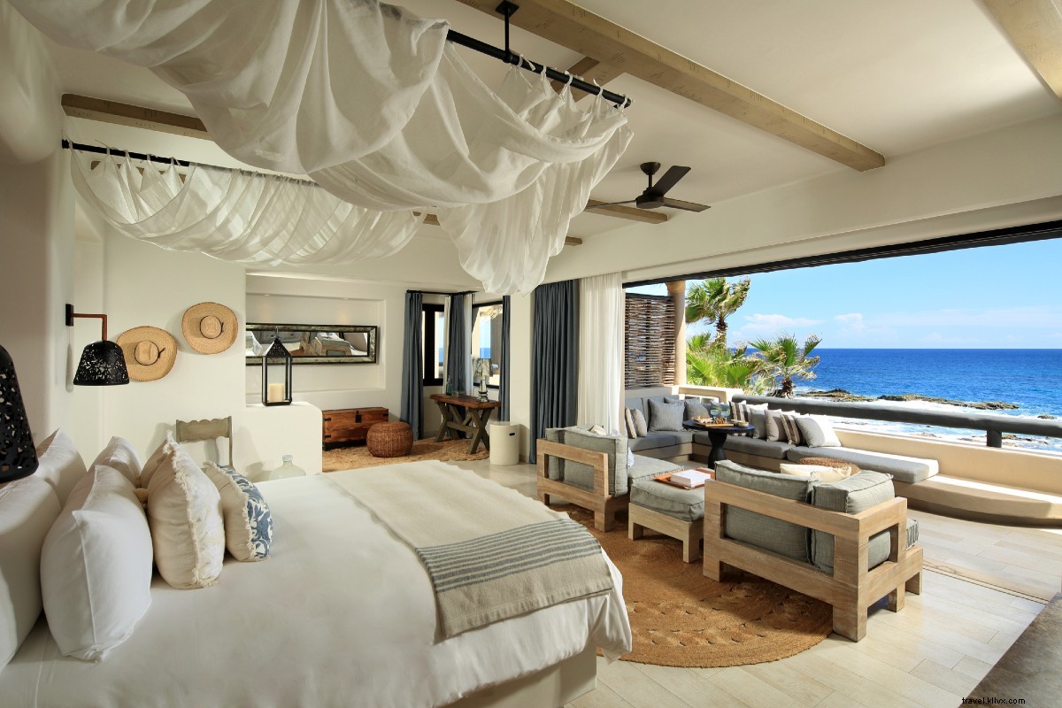 No Cabo, Sister Resorts oferecem romance e diversão praiana 