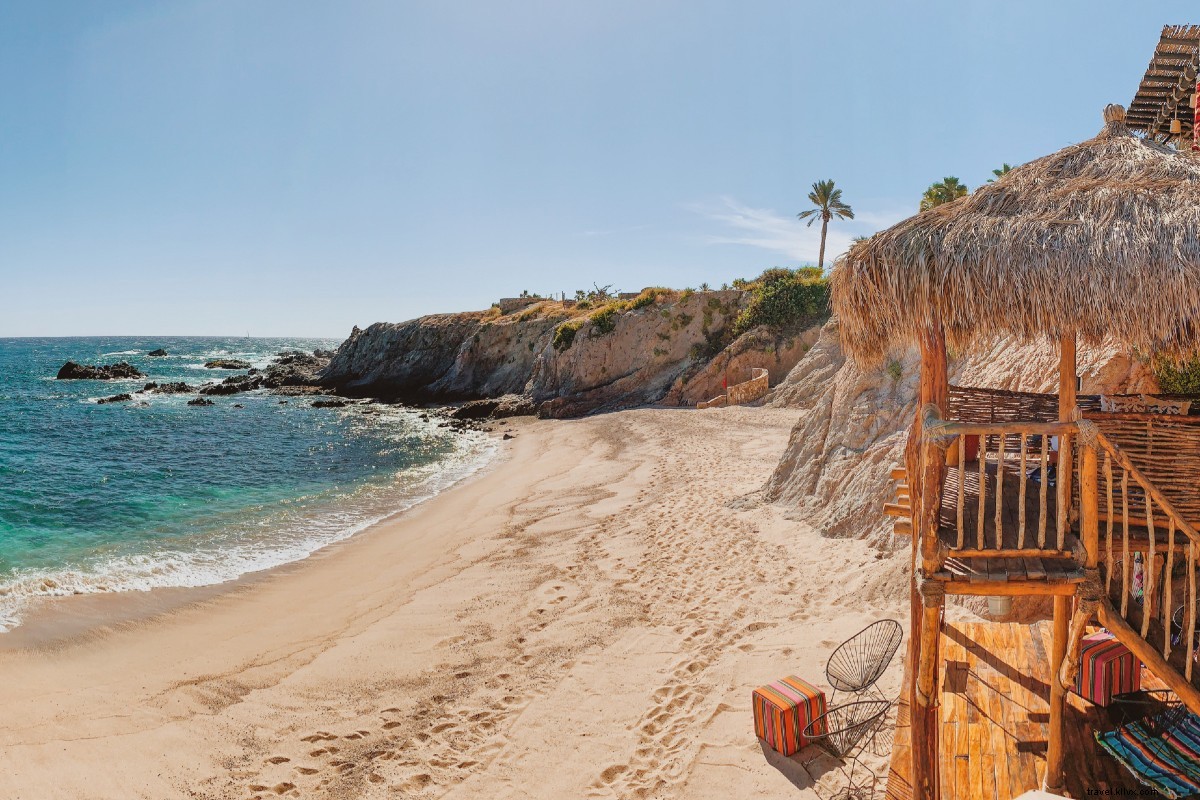En Cabo, Los resorts hermanos ofrecen romance y diversión en la playa 
