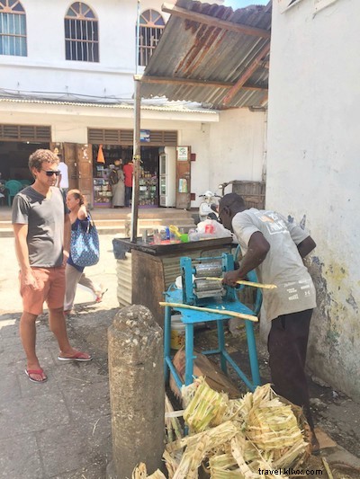 Perjalanan 2 Minggu Saya ke Zanzibar (pondok pantai, makanan setempat, kegiatan dan lainnya) 