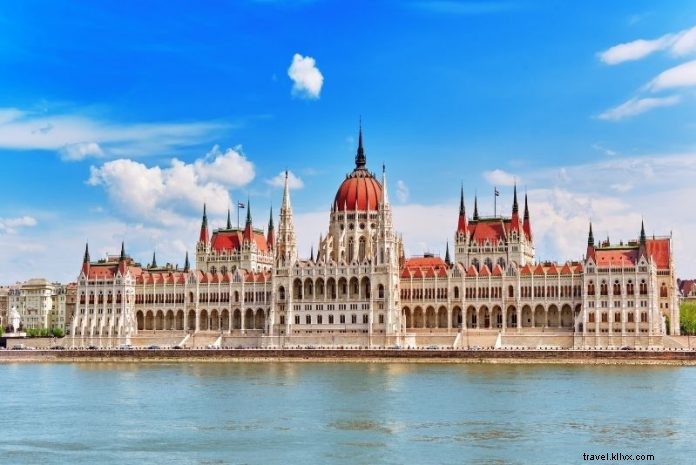 51 Hal Seru &Tidak Biasa yang Dapat Dilakukan di Budapest 